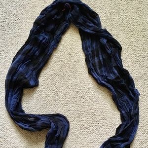 Urban Outfitters lightweight fashion scarf, blue